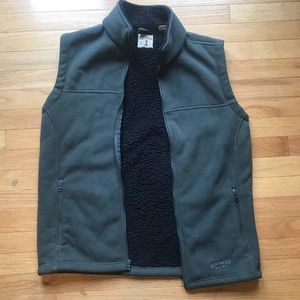 redhead fleece vest